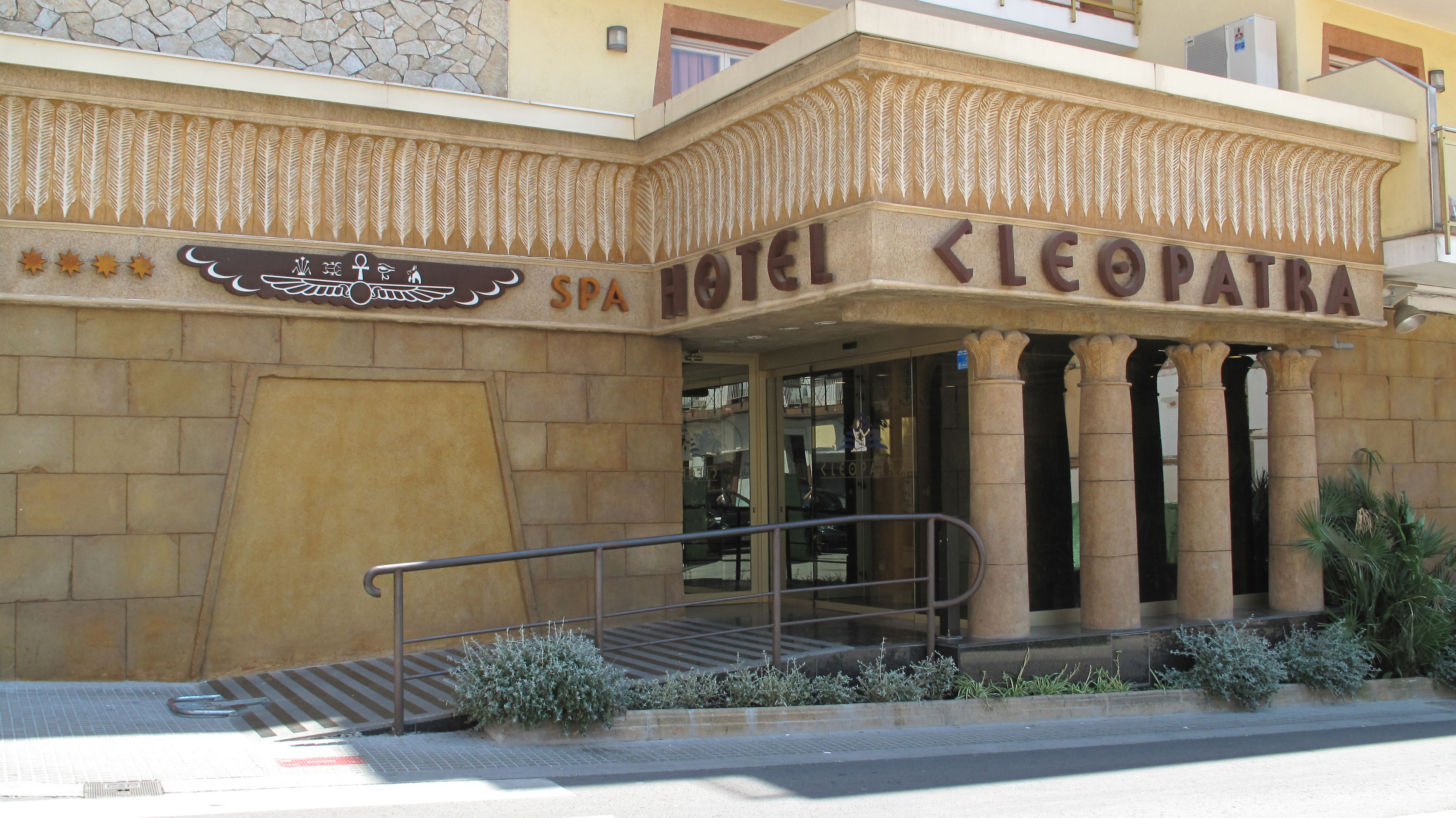 Cleopatra Hotel & Spa