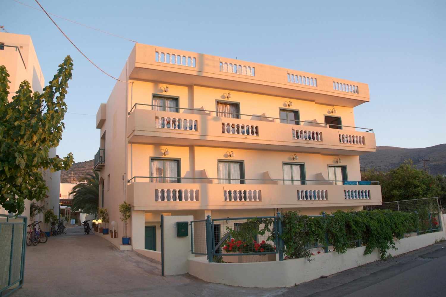 Theoni Apartment, Malia, Kreta, Griekenland