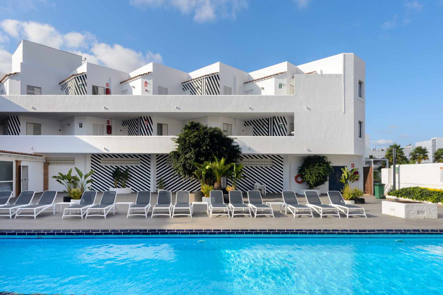 Aparthotel Vibra Mogambo, Playa d&apos;en Bossa, Ibiza, Spanje